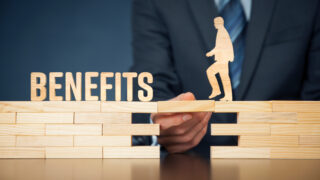 USCPA(米国公認会計士)の予備校を利用するなら、「教育訓練給付制度」を使わないと損!